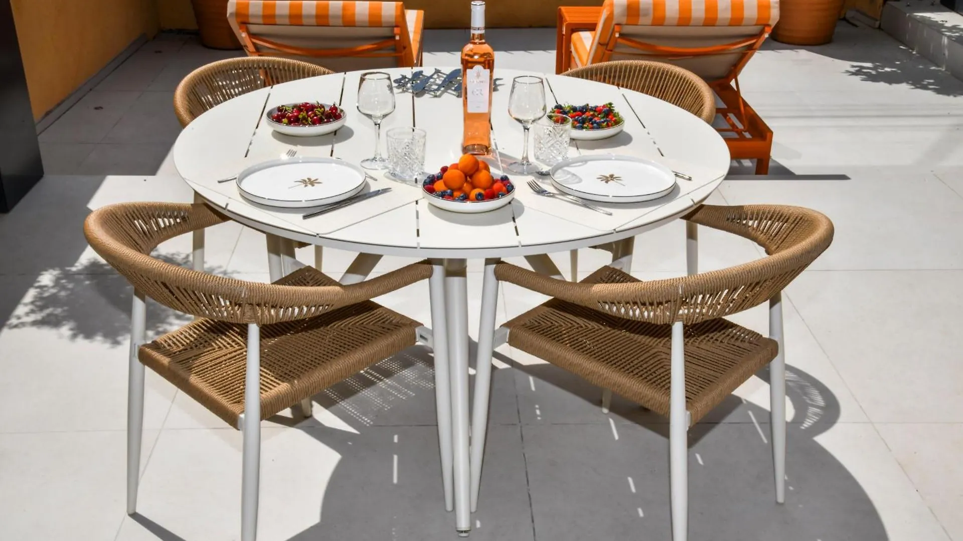 A 5 Min A Pied De La Plage Et 10 Min Du Port, T2 Vue Mer Avec Vaste Terrasse Et Parking Prive - Prestations Haut De Gamme Санари-сюр-Мер Апартаменты